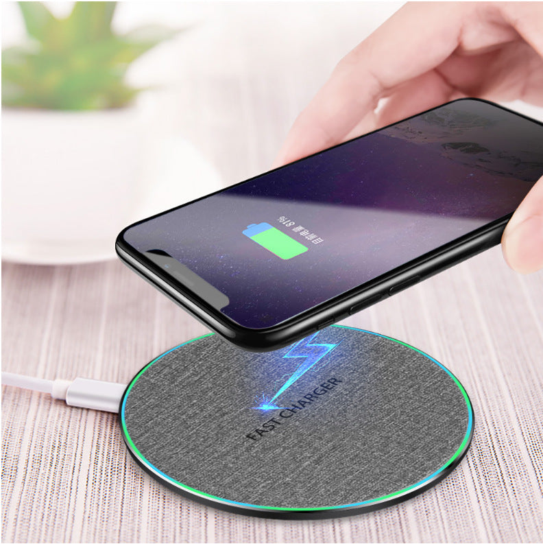 Wireless Fast Charger — Works With iPhone & Android